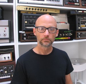 Moby-lookRIght-Cropped-300