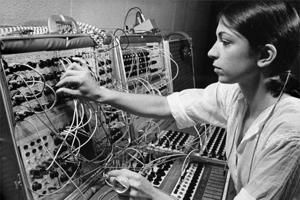 Suzznne Ciani at Buchla in 1970s