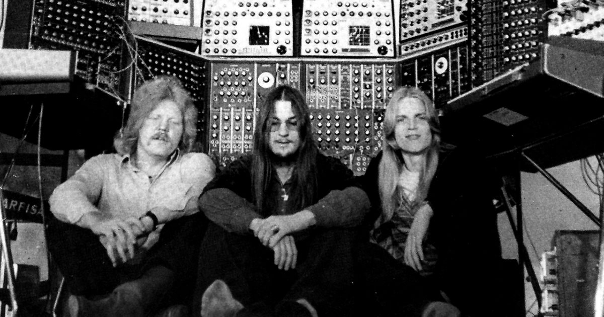 Tangerine Dream in front of Synthesziers, Edgar Froese, Christoph Franke, Peter Baumann